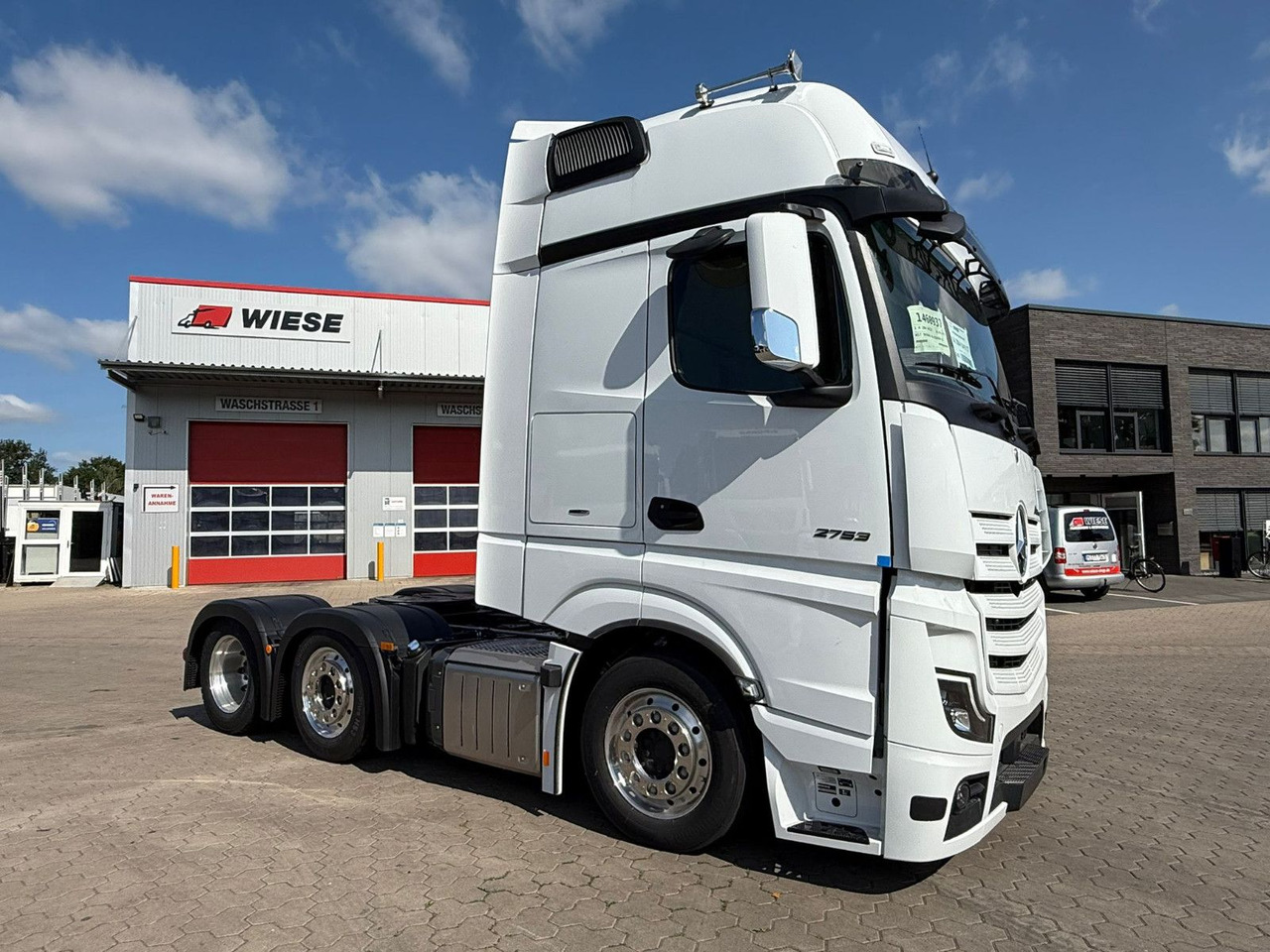Mercedes-Benz Actros 2753 GigaSpace L 6x2 Lowliner TrendLine - Trattore stradale: foto 2 Mercedes-Benz Actros 2753 GigaSpace L 6x2 Lowliner TrendLine - Trattore stradale: foto 2