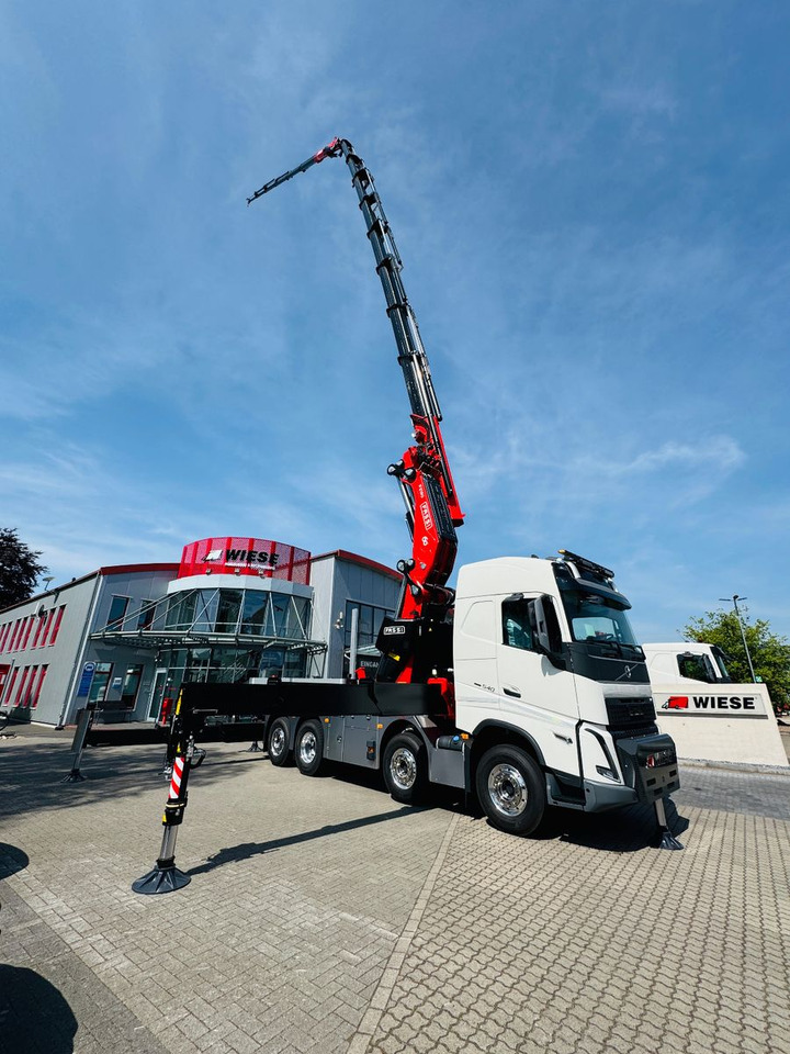 Volvo FH 540 mit Fassi F2150RAL Fly Jib + Winde - Autocarro con pianale/ Cassone fisso, Camion con gru: foto 5 Volvo FH 540 mit Fassi F2150RAL Fly Jib + Winde - Autocarro con pianale/ Cassone fisso, Camion con gru: foto 5