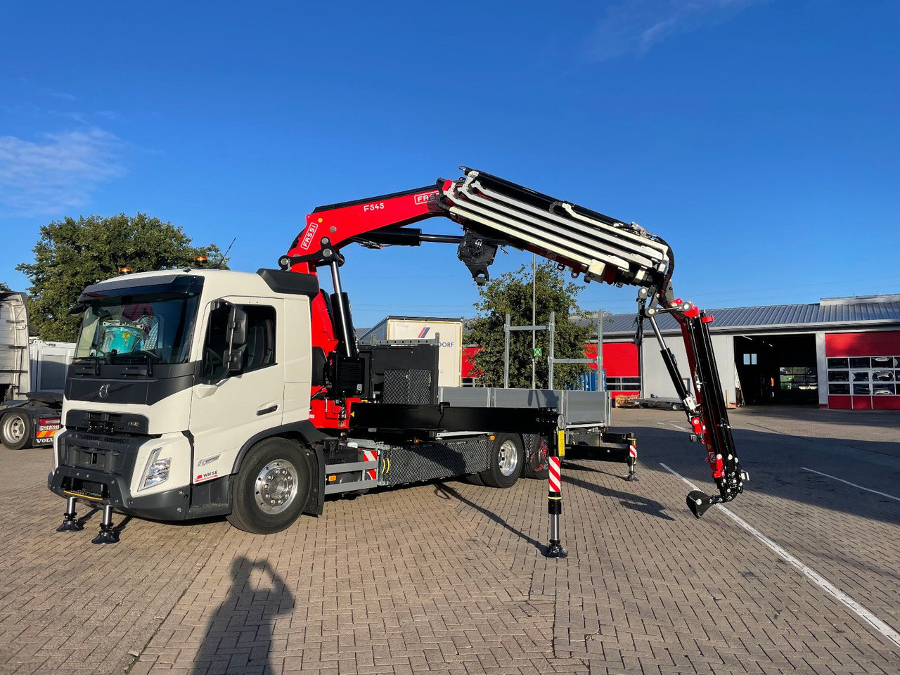 Volvo FMX 500 FASSI Ladekran F545 JIB & Winde Sofort - Camion con gru: foto 2 Volvo FMX 500 FASSI Ladekran F545 JIB & Winde Sofort - Camion con gru: foto 2