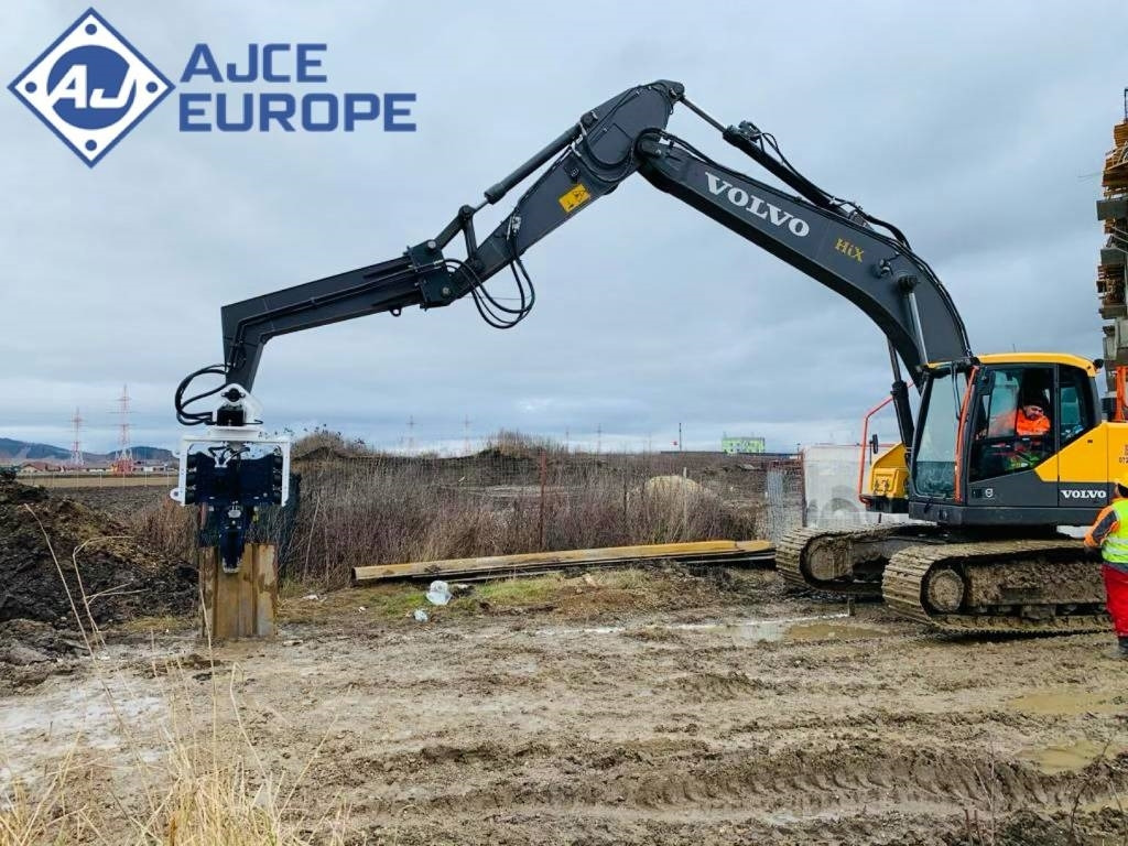 AJCE AVH30 Sheet Pile Vibro Hammer Pile Driver - Battipalo: foto 2 AJCE AVH30 Sheet Pile Vibro Hammer Pile Driver - Battipalo: foto 2
