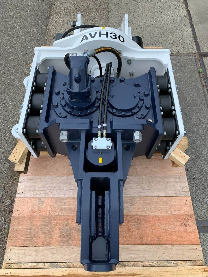 AJCE AVH30 Sheet Pile Vibro Hammer Pile Driver - Battipalo: foto 5 AJCE AVH30 Sheet Pile Vibro Hammer Pile Driver - Battipalo: foto 5