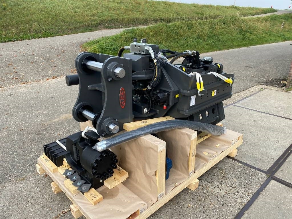 AJCE AVH30ST Vibro Hammer Sheet Pile Driver - Battipalo, Attrezzatura: foto 4 AJCE AVH30ST Vibro Hammer Sheet Pile Driver - Battipalo, Attrezzatura: foto 4