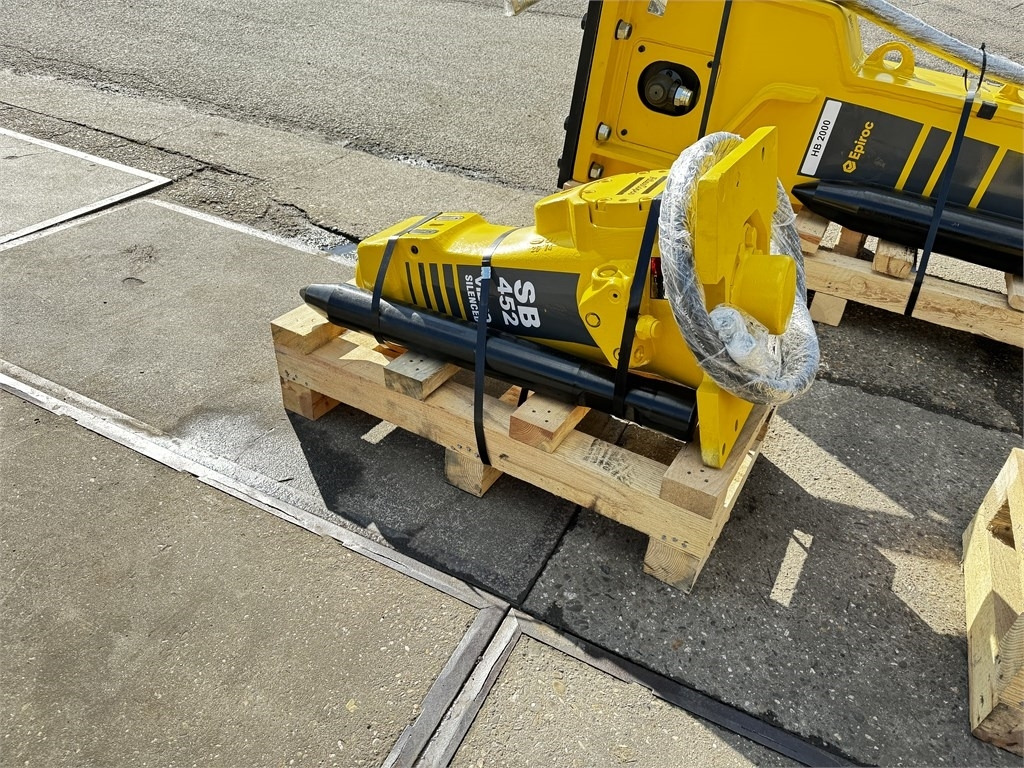 Atlas Copco SB 452 Epiroc SB452 - Martello idraulico per Macchina da cantiere: foto 4 Atlas Copco SB 452 Epiroc SB452 - Martello idraulico per Macchina da cantiere: foto 4