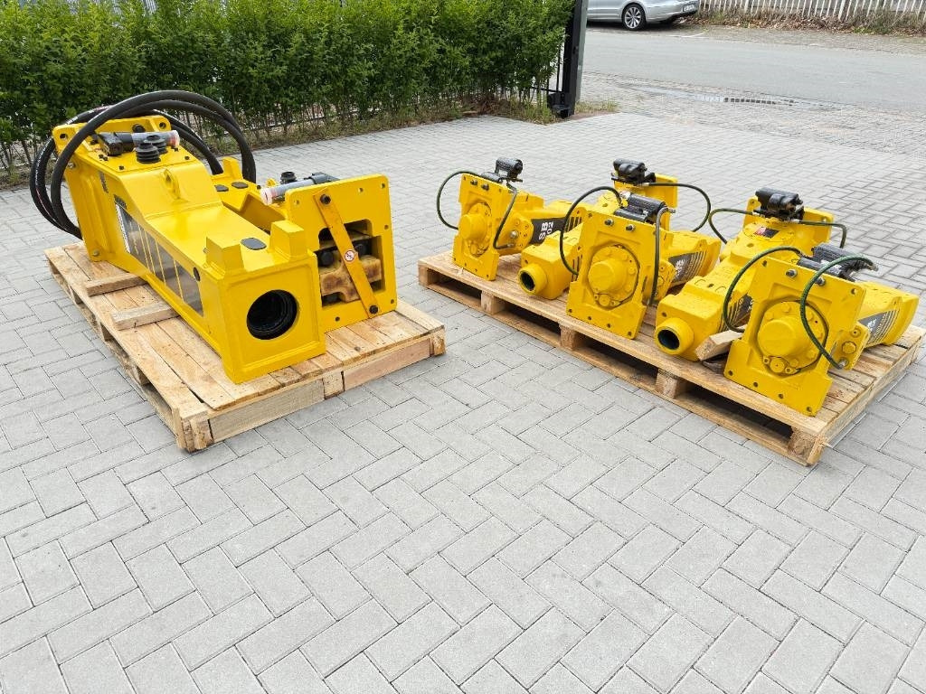 Epiroc ATLAS Copco MB750 - Martello idraulico per Macchina da cantiere: foto 4 Epiroc ATLAS Copco MB750 - Martello idraulico per Macchina da cantiere: foto 4