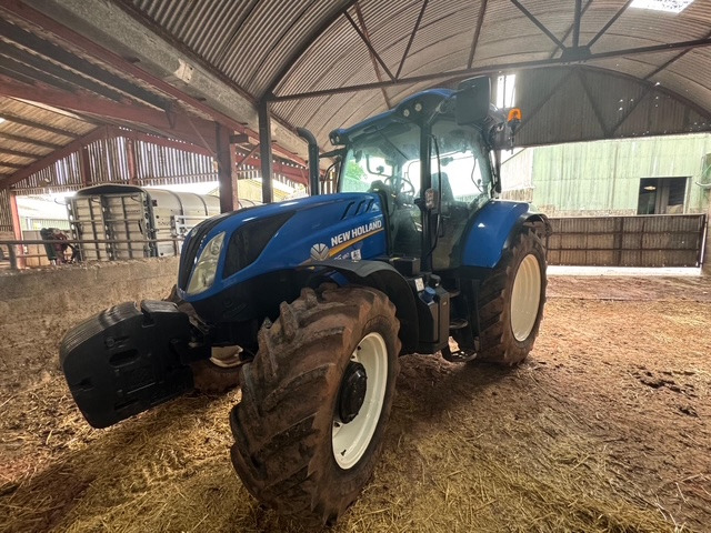 NEW HOLLAND T6.180 - Trattore: foto 1 NEW HOLLAND T6.180 - Trattore: foto 1