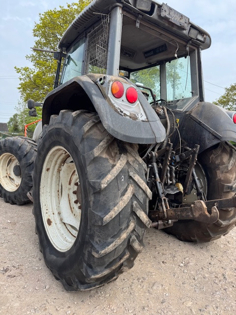 VALTRA T130 - Trattore: foto 3 VALTRA T130 - Trattore: foto 3