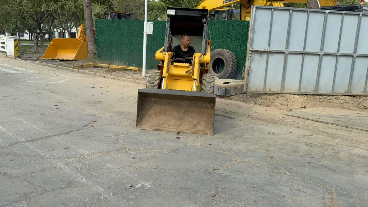 CASE 1825 - Minipala: foto 5 CASE 1825 - Minipala: foto 5