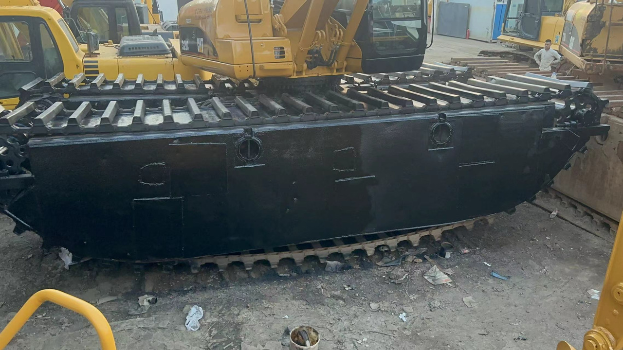 CATERPILLAR 320C - Escavatore anfibio: foto 5 CATERPILLAR 320C - Escavatore anfibio: foto 5