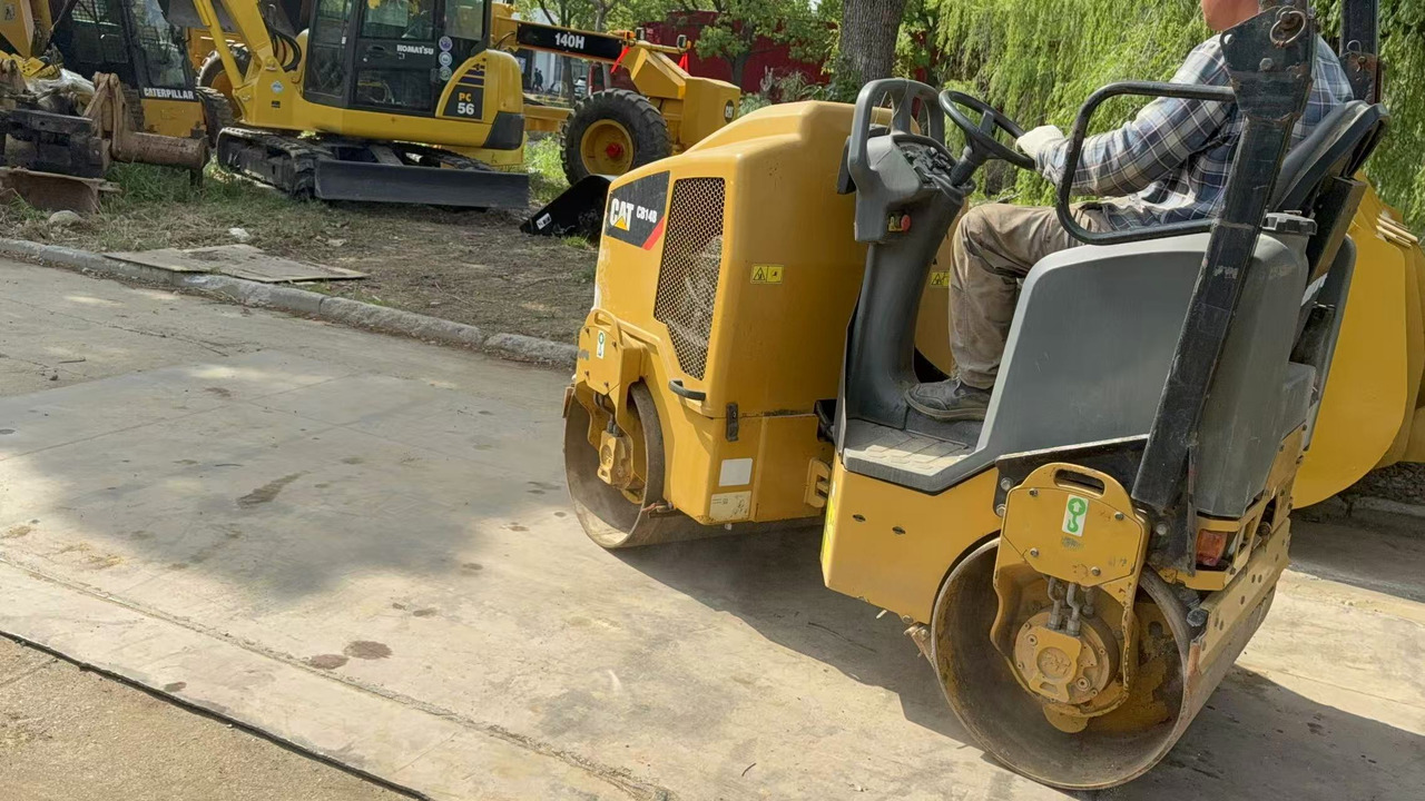 CATERPILLAR CB14B - Rullo: foto 3 CATERPILLAR CB14B - Rullo: foto 3