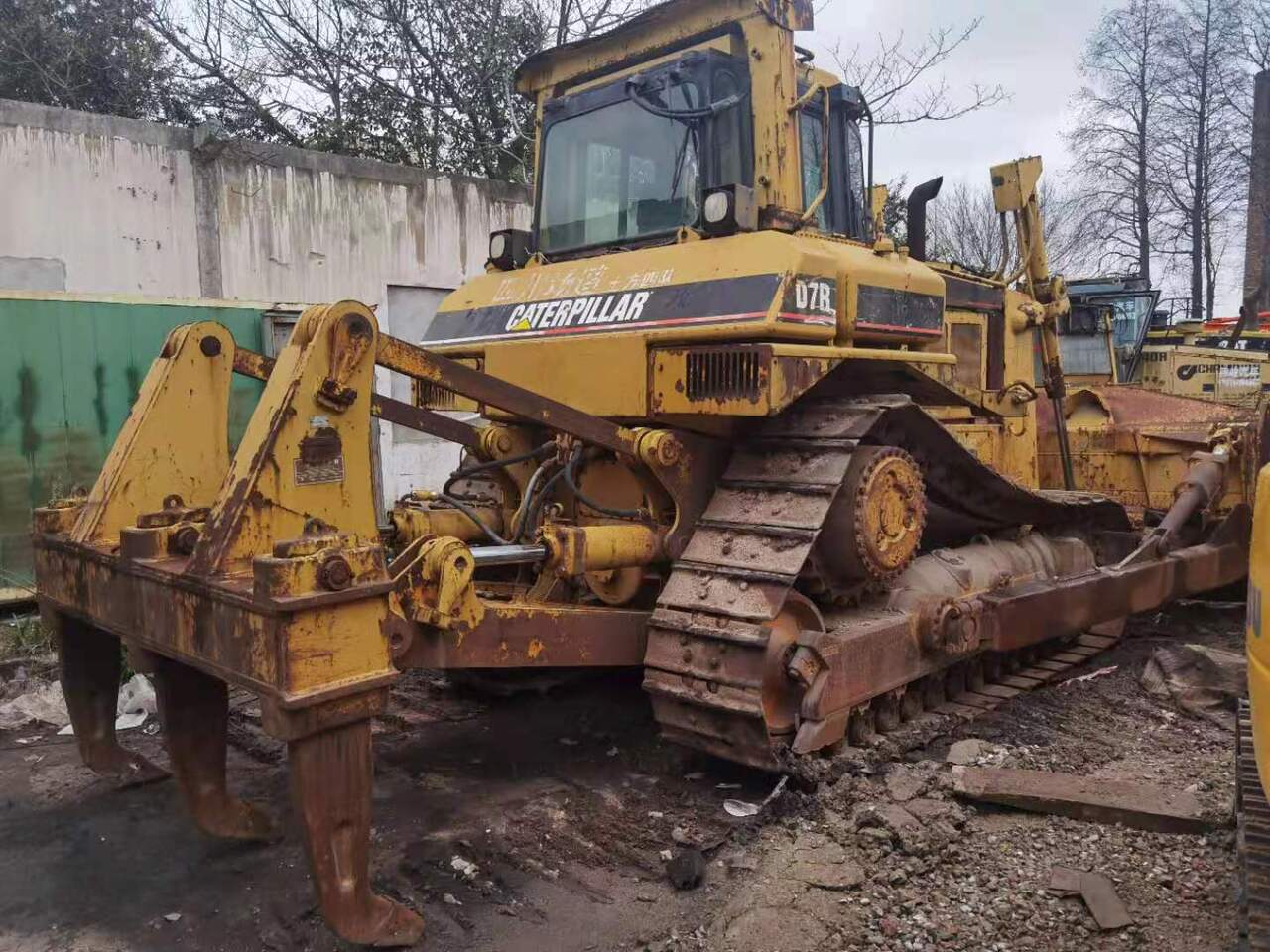 CATERPILLAR D7R - Bulldozer: foto 2 CATERPILLAR D7R - Bulldozer: foto 2