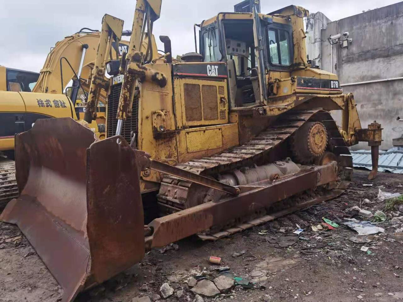 CATERPILLAR D7R - Bulldozer: foto 3 CATERPILLAR D7R - Bulldozer: foto 3