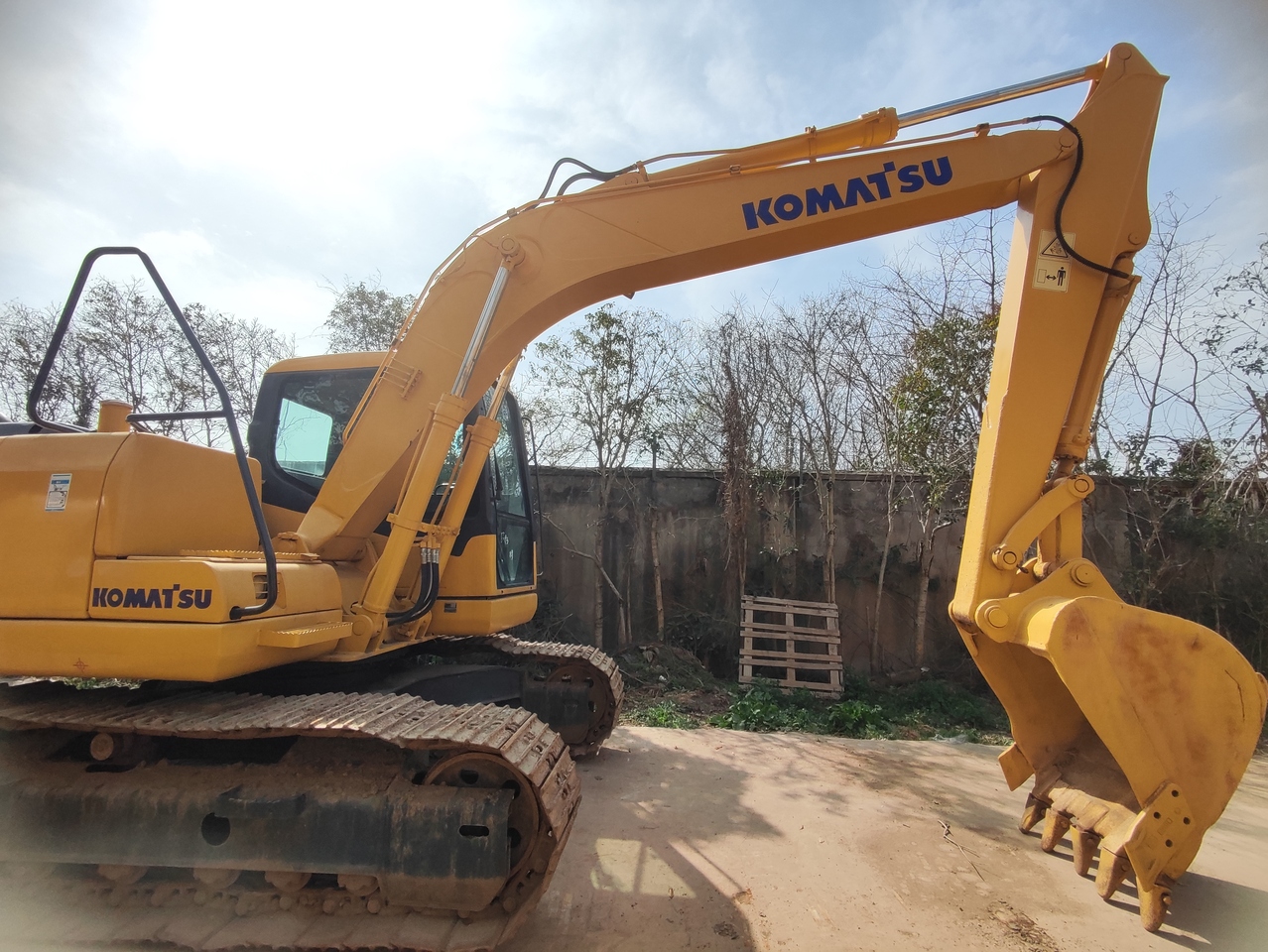 KOMATSU PC130-7 - Escavatore cingolato: foto 1 KOMATSU PC130-7 - Escavatore cingolato: foto 1