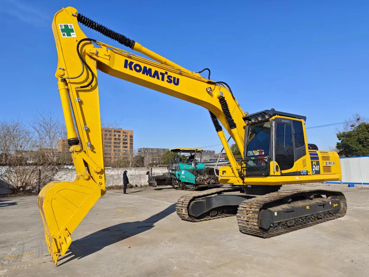 KOMATSU PC240LC-8N1 - Escavatore: foto 3 KOMATSU PC240LC-8N1 - Escavatore: foto 3