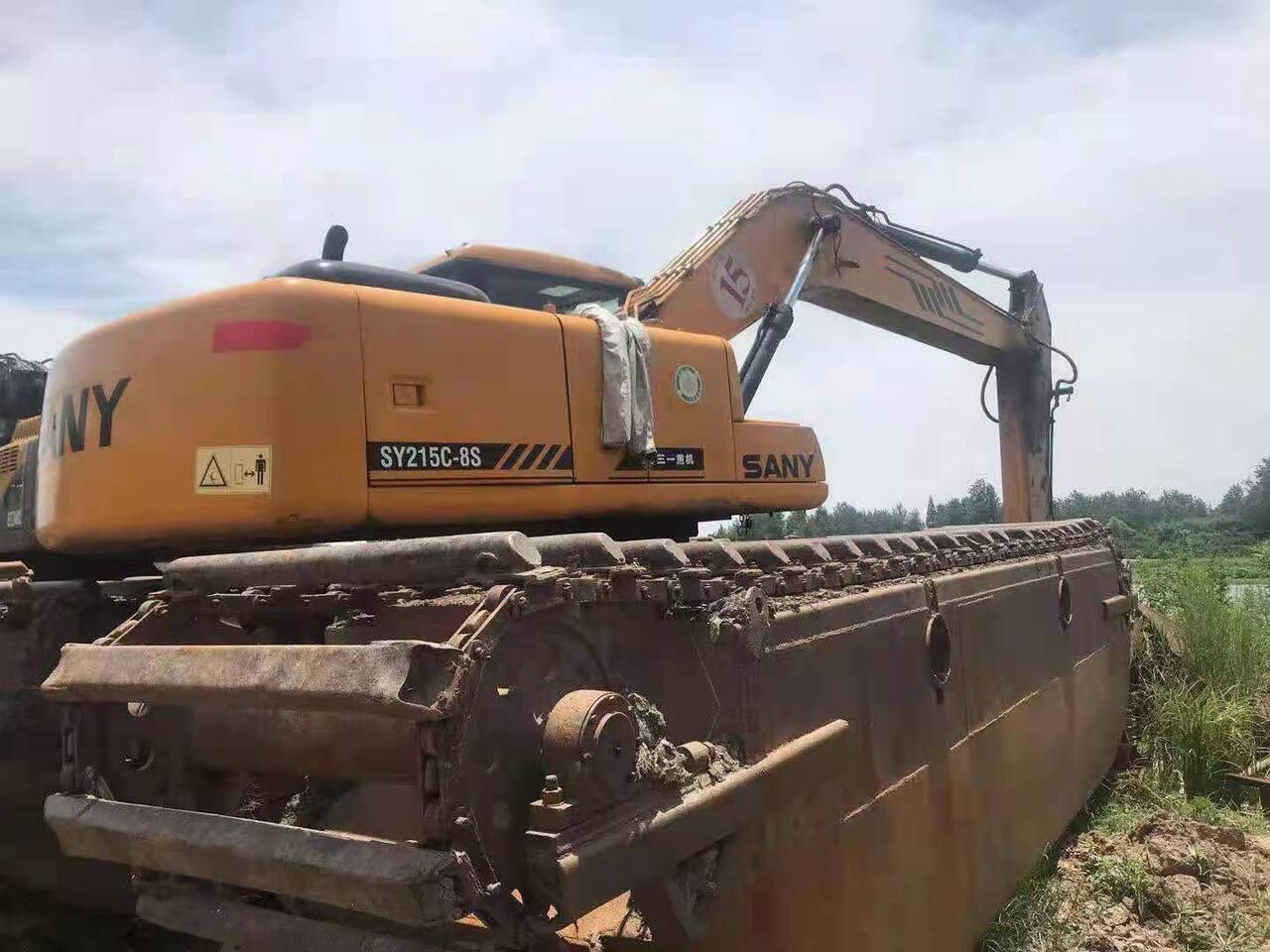 SANY 215C - Escavatore anfibio: foto 2 SANY 215C - Escavatore anfibio: foto 2