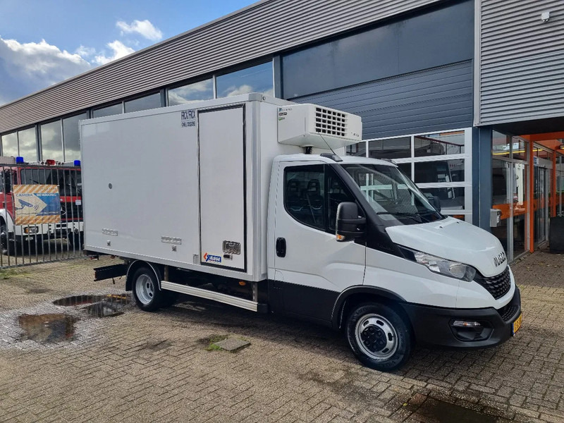 Iveco Daily 35C14 Koelkoffer Thermo-King V500MAX Multitemp ATP ST 230V - Furgone frigo: foto 1 Iveco Daily 35C14 Koelkoffer Thermo-King V500MAX Multitemp ATP ST 230V - Furgone frigo: foto 1