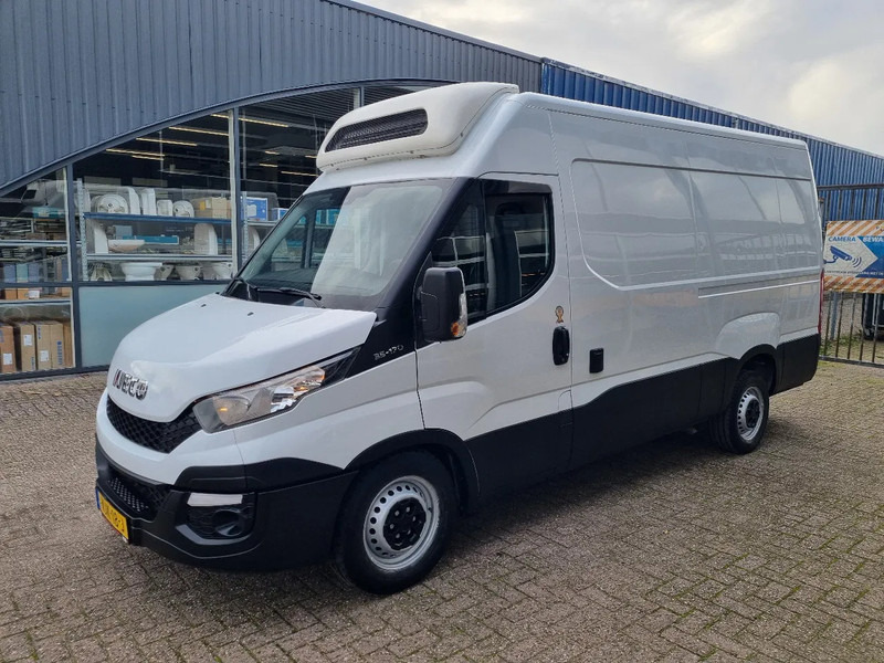 Iveco Daily 35S17 3.0D Koelwagen TK V300MAX st 230V +20C / -20C - Furgone frigo: foto 4 Iveco Daily 35S17 3.0D Koelwagen TK V300MAX st 230V +20C / -20C - Furgone frigo: foto 4