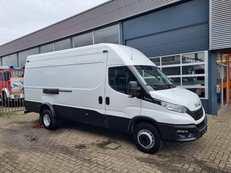 Iveco Daily 70C18 3.0D L4H3 Hi-Matic Euro 6 GVW 7000 kg - Furgone chiuso: foto 1 Iveco Daily 70C18 3.0D L4H3 Hi-Matic Euro 6 GVW 7000 kg - Furgone chiuso: foto 1