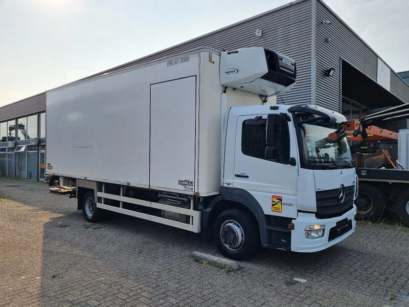 Mercedes-Benz Atego 1221 Kuhlkoffer/ Carrier 850/ Chereau/ ATP 2025 / LBW / EURO 6 - Autocarro frigorifero: foto 1 Mercedes-Benz Atego 1221 Kuhlkoffer/ Carrier 850/ Chereau/ ATP 2025 / LBW / EURO 6 - Autocarro frigorifero: foto 1