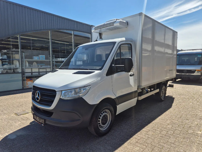 Mercedes-Benz Sprinter 315 CDI/ Kuhlkoffer/ TK V300 MAX/ LBW/ Stby230 - Furgone frigo: foto 5 Mercedes-Benz Sprinter 315 CDI/ Kuhlkoffer/ TK V300 MAX/ LBW/ Stby230 - Furgone frigo: foto 5