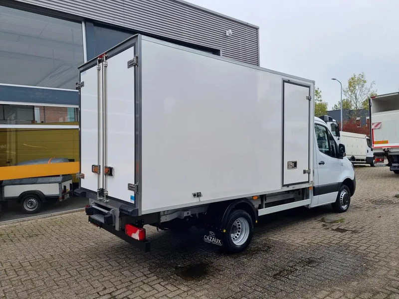Mercedes-Benz Sprinter 516 CDI THERMOKING V500 MAX MT/ -20+20 STANDBY 380V - Furgone frigo: foto 2 Mercedes-Benz Sprinter 516 CDI THERMOKING V500 MAX MT/ -20+20 STANDBY 380V - Furgone frigo: foto 2