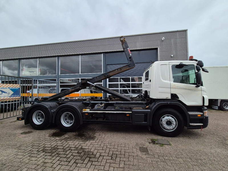 Scania P360 6X2 Containersysteem/ 21T Multilift/ Adjustable Hook - Autocarro scarrabile: foto 4 Scania P360 6X2 Containersysteem/ 21T Multilift/ Adjustable Hook - Autocarro scarrabile: foto 4