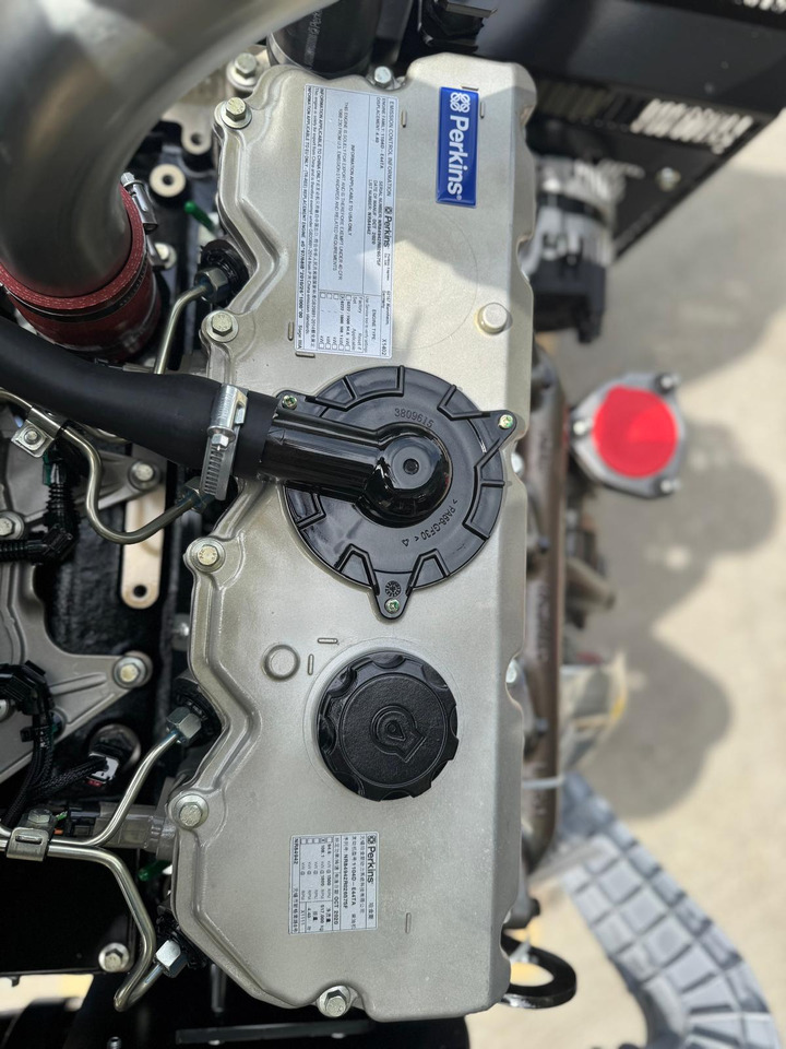 New Perkins 1104D-E44TA NR Build Generating Set with Radiator - Motore: foto 4 New Perkins 1104D-E44TA NR Build Generating Set with Radiator - Motore: foto 4