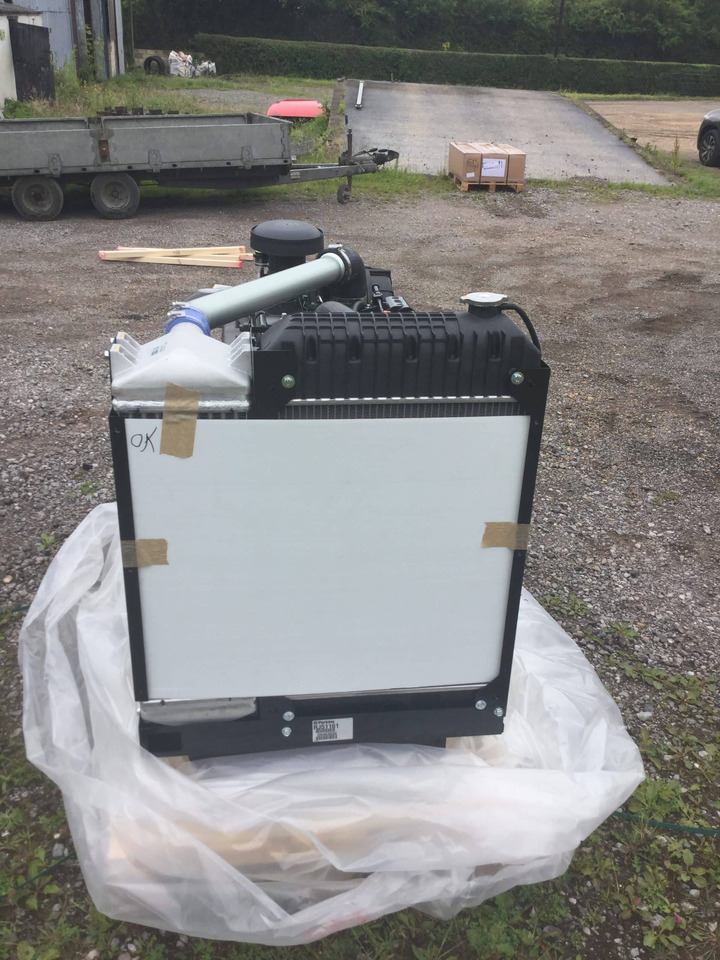 Perkins 1104C-44TA IOPU 97kW RJ51161 Engine - Motore: foto 4 Perkins 1104C-44TA IOPU 97kW RJ51161 Engine - Motore: foto 4