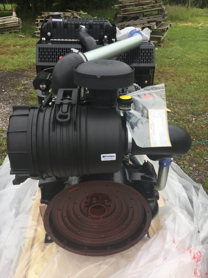 Perkins 1104C-44TA IOPU 97kW RJ51161 Engine - Motore: foto 2 Perkins 1104C-44TA IOPU 97kW RJ51161 Engine - Motore: foto 2