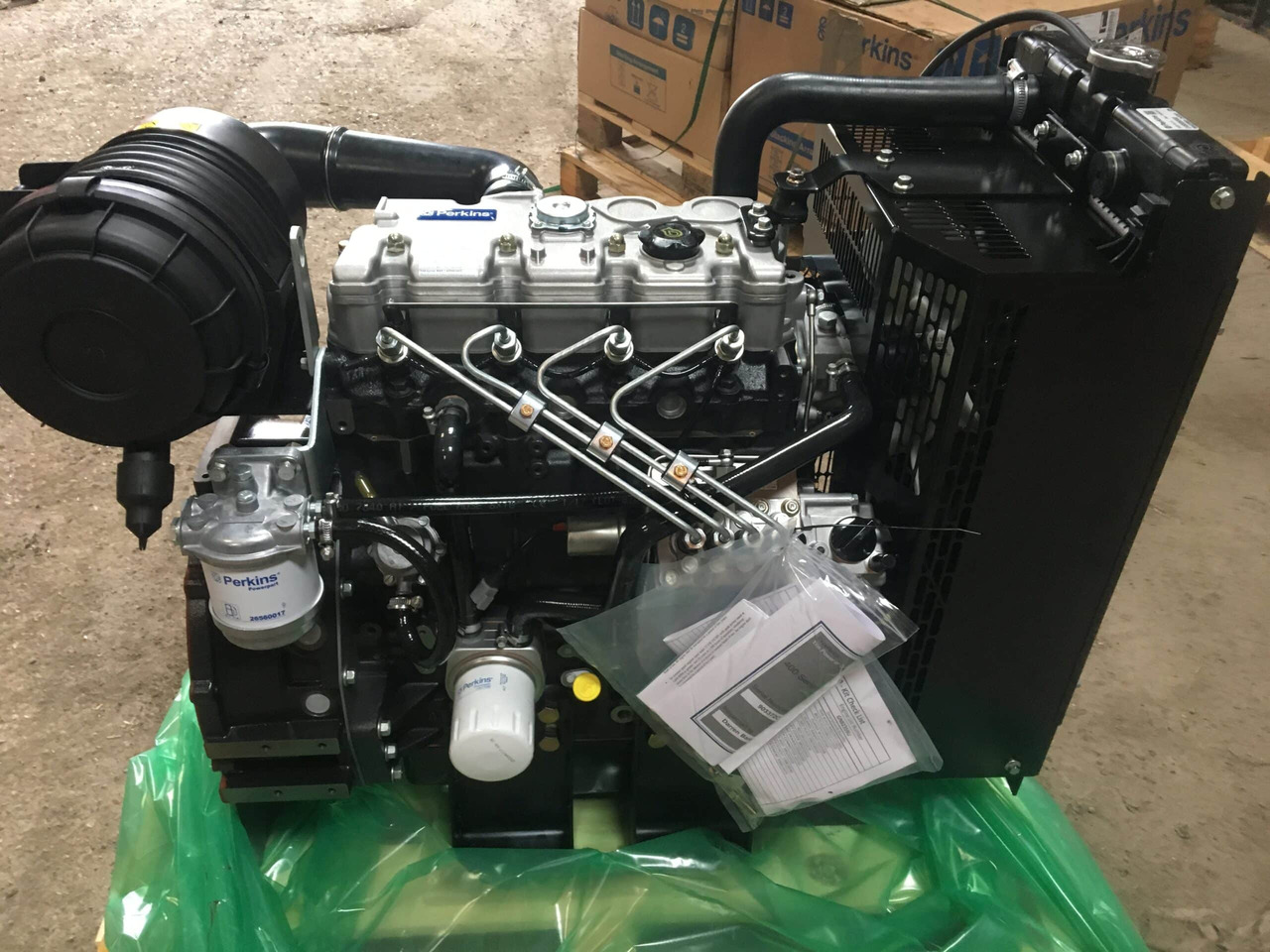 Perkins 404D-22 IOPU Engine - Motore: foto 3 Perkins 404D-22 IOPU Engine - Motore: foto 3