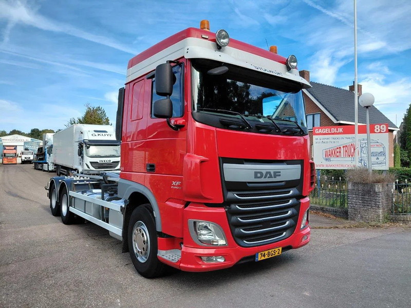 DAF XF 460 Manuel Gearbox 6x2 Container Truck - Autocarro scarrabile: foto 2 DAF XF 460 Manuel Gearbox 6x2 Container Truck - Autocarro scarrabile: foto 2