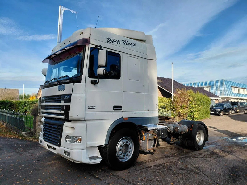 DAF XF 95.430 4x2 MANUAL ZF GEARBOX !! EURO 3 Engine !! - Trattore stradale: foto 1 DAF XF 95.430 4x2 MANUAL ZF GEARBOX !! EURO 3 Engine !! - Trattore stradale: foto 1