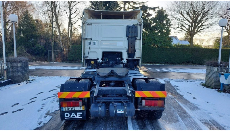 Trattore stradale DAF XF 95.430 EURO 2 MANUAL GEARBOX: foto 6