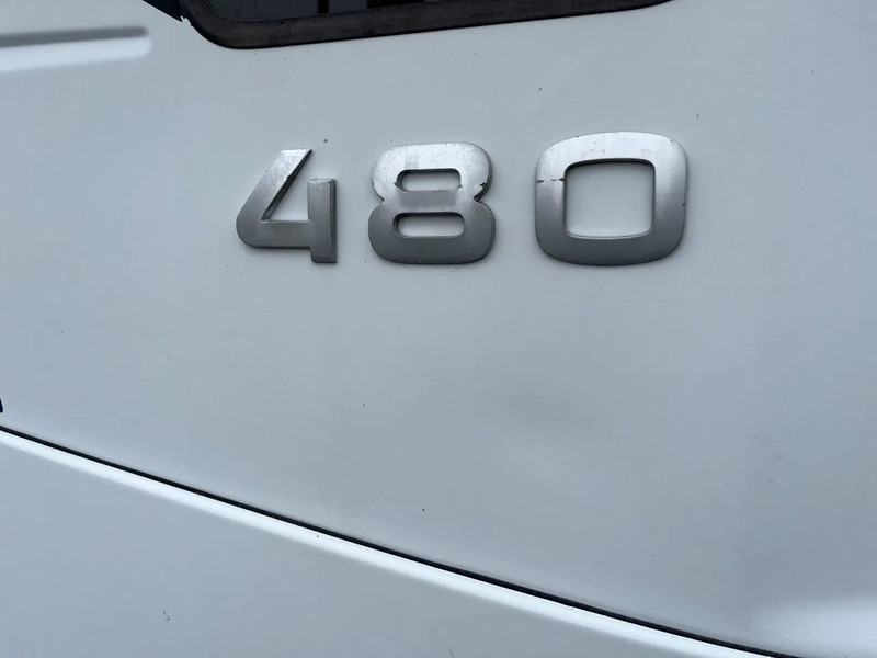 Iveco Stralis 440.48 MANUAL ZF GEARBOX ORIGINAL LOW MILEAGE - Trattore stradale: foto 5 Iveco Stralis 440.48 MANUAL ZF GEARBOX ORIGINAL LOW MILEAGE - Trattore stradale: foto 5