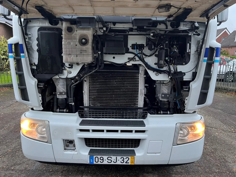 Renault Premium 460 AUTOMATIC RETARDER 2012 - Trattore stradale: foto 3 Renault Premium 460 AUTOMATIC RETARDER 2012 - Trattore stradale: foto 3