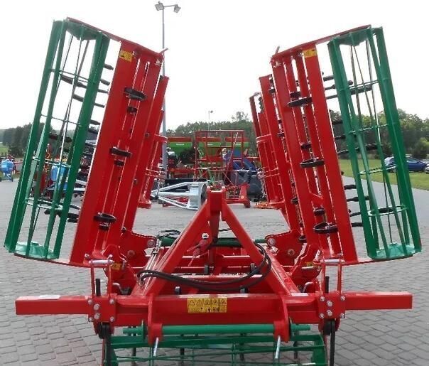 AGRO-MASZ Agregado de cultivo Agro-Masz 4.2 m - Coltivatore: foto 1 AGRO-MASZ Agregado de cultivo Agro-Masz 4.2 m - Coltivatore: foto 1