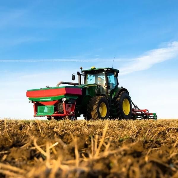 AGRO-MASZ IKAR - PNEUMATYCZNY SIEWNIK ZBOŻOWY (FRONTOWY) - Spandiconcime: foto 4 AGRO-MASZ IKAR - PNEUMATYCZNY SIEWNIK ZBOŻOWY (FRONTOWY) - Spandiconcime: foto 4