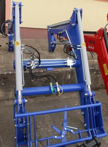 Metal-Technik Frontlader für Fendt/ Front loader/ Ładowacz TUR - Caricatore frontale per trattori per Trattore: foto 5 Metal-Technik Frontlader für Fendt/ Front loader/ Ładowacz TUR - Caricatore frontale per trattori per Trattore: foto 5