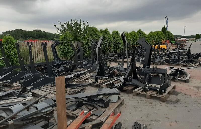 Metal-Technik für RENAULT CERES 320 / Ładowacz do RENAULT CERES 320 - Caricatore frontale per trattori: foto 2 Metal-Technik für RENAULT CERES 320 / Ładowacz do RENAULT CERES 320 - Caricatore frontale per trattori: foto 2