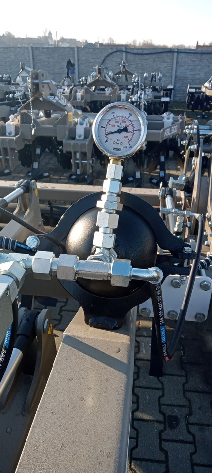 ROLEX PŁug dłutowy 300 - Aratro: foto 4 ROLEX PŁug dłutowy 300 - Aratro: foto 4