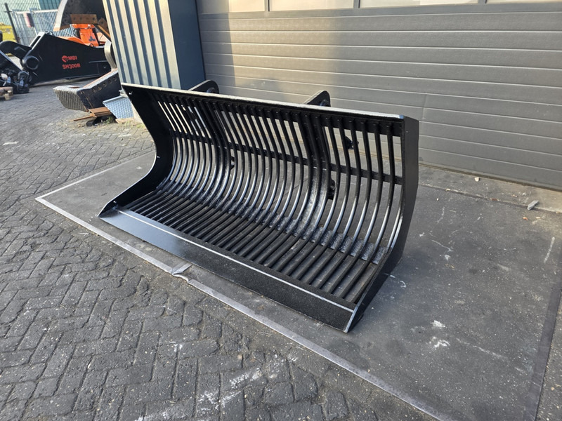 Puinbak volvo l40 shovelbak puinbak mat nielen puinbak riekbak volvo l40 - Benna per Macchina agricola: foto 2 Puinbak volvo l40 shovelbak puinbak mat nielen puinbak riekbak volvo l40 - Benna per Macchina agricola: foto 2
