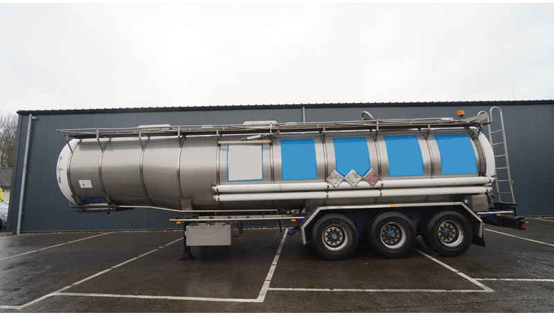 Burg 3 AXLE WATER TANK 32.000LTR - Semirimorchio cisterna: foto 1 Burg 3 AXLE WATER TANK 32.000LTR - Semirimorchio cisterna: foto 1