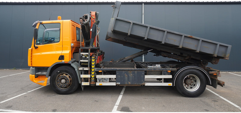 DAF CF 65.210 HOOKARM SYSTEM WITH PALFINGER PK 9501 CRANE - Camion con gru: foto 4 DAF CF 65.210 HOOKARM SYSTEM WITH PALFINGER PK 9501 CRANE - Camion con gru: foto 4