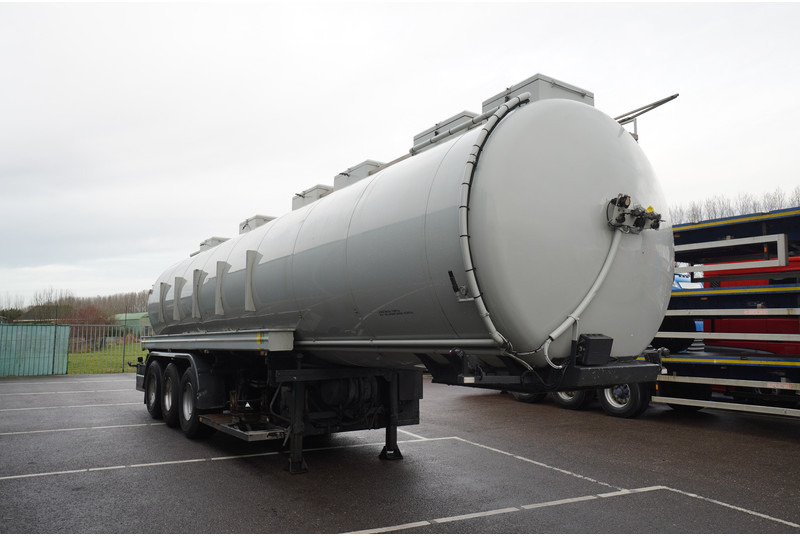 Dijkstra 3 AXLE TANK TRAILER 36 M3 - Semirimorchio cisterna: foto 3 Dijkstra 3 AXLE TANK TRAILER 36 M3 - Semirimorchio cisterna: foto 3