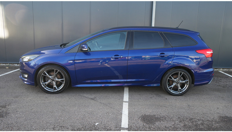 Ford Focus WAGON 1.5TDCI ST-Line - Minibus, Pulmino: foto 1 Ford Focus WAGON 1.5TDCI ST-Line - Minibus, Pulmino: foto 1