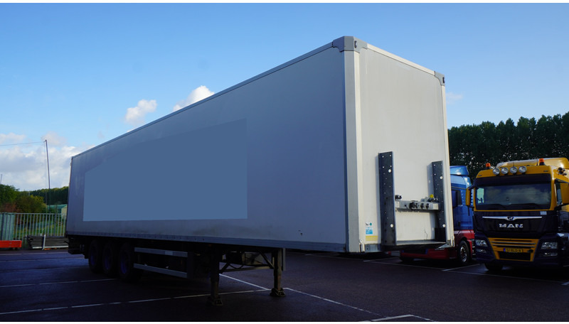 Groenewegen 3 AXLE CLOSED BOX - Semirimorchio furgonato: foto 3 Groenewegen 3 AXLE CLOSED BOX - Semirimorchio furgonato: foto 3