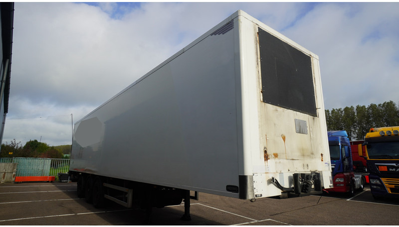 H.T.F. 3 AXLE ISOTHERM BOX TRAILER - Semirimorchio frigorifero: foto 3 H.T.F. 3 AXLE ISOTHERM BOX TRAILER - Semirimorchio frigorifero: foto 3