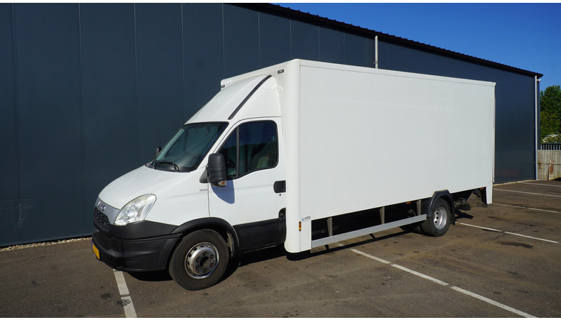 Iveco DAILY 70C17 CLOSED BOX 185.500KM - Autocarro furgonato: foto 3 Iveco DAILY 70C17 CLOSED BOX 185.500KM - Autocarro furgonato: foto 3