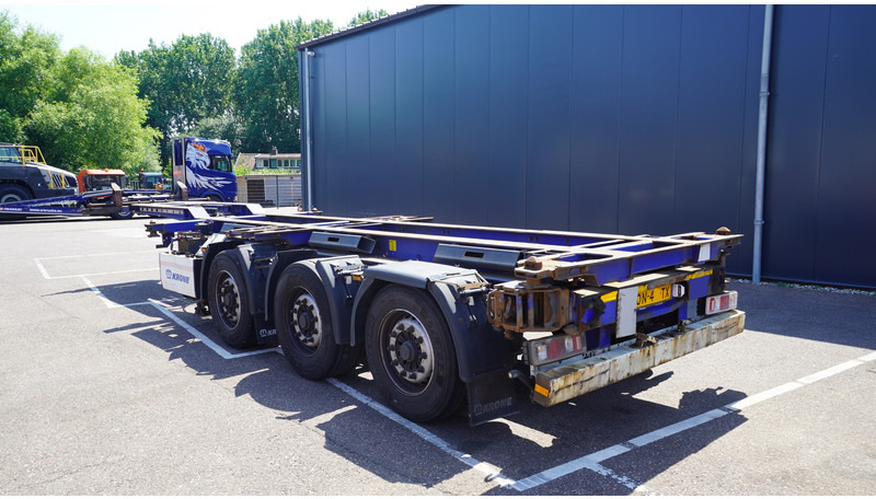 Krone 3 AXLE CONTAINER TRANSPORT TRAILER - Semirimorchio portacontainer/ Caisse interchangeable: foto 5 Krone 3 AXLE CONTAINER TRANSPORT TRAILER - Semirimorchio portacontainer/ Caisse interchangeable: foto 5