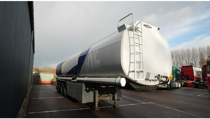 LAG 3 AXLE ADR FUEL TANK TRAILER 45.000ltr - Semirimorchio cisterna: foto 3 LAG 3 AXLE ADR FUEL TANK TRAILER 45.000ltr - Semirimorchio cisterna: foto 3