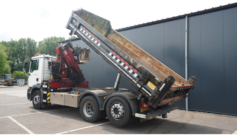 Camion con gru MAN TGM 26.290 TIPPER WITH HMF 1643 Z2 CRANE: foto 6